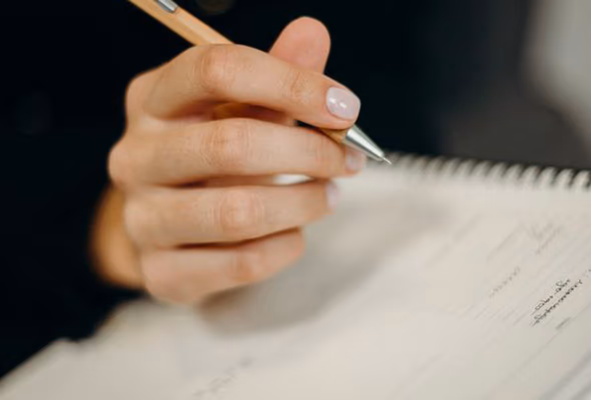 Le délai d’intervention de l’expert en assurance après un sinistre